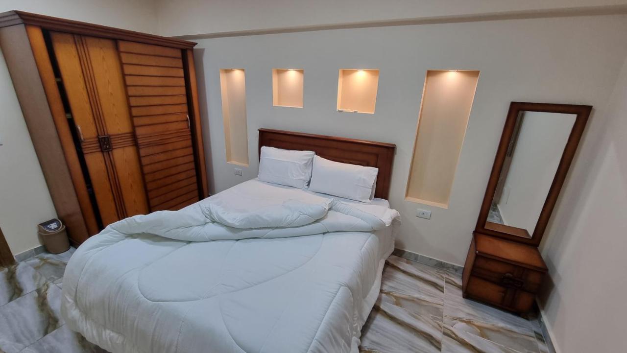 Alex Sea View Apartment - Families Only 亚历山大港 外观 照片