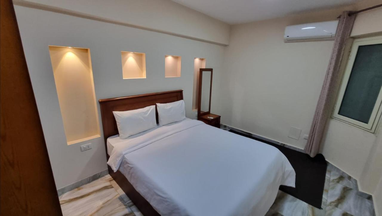 Alex Sea View Apartment - Families Only 亚历山大港 外观 照片